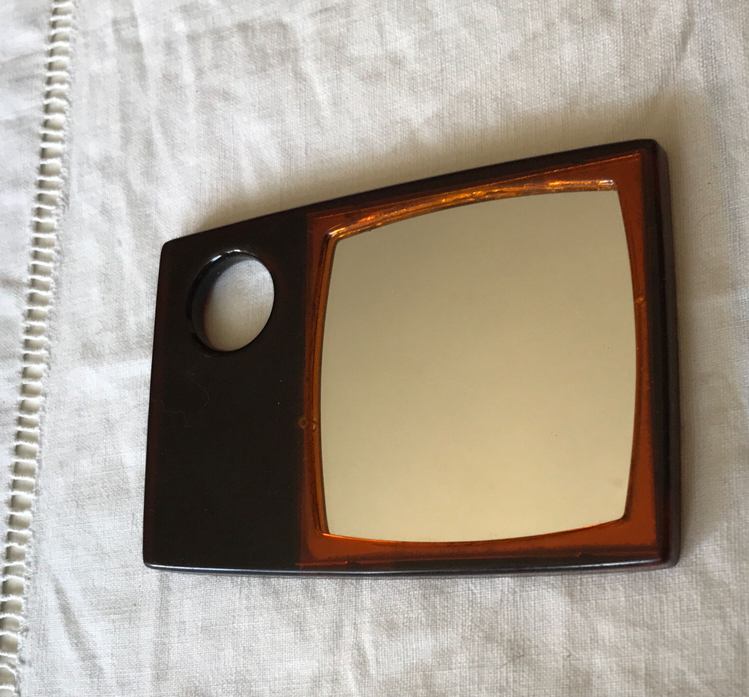 Travel barber mirror