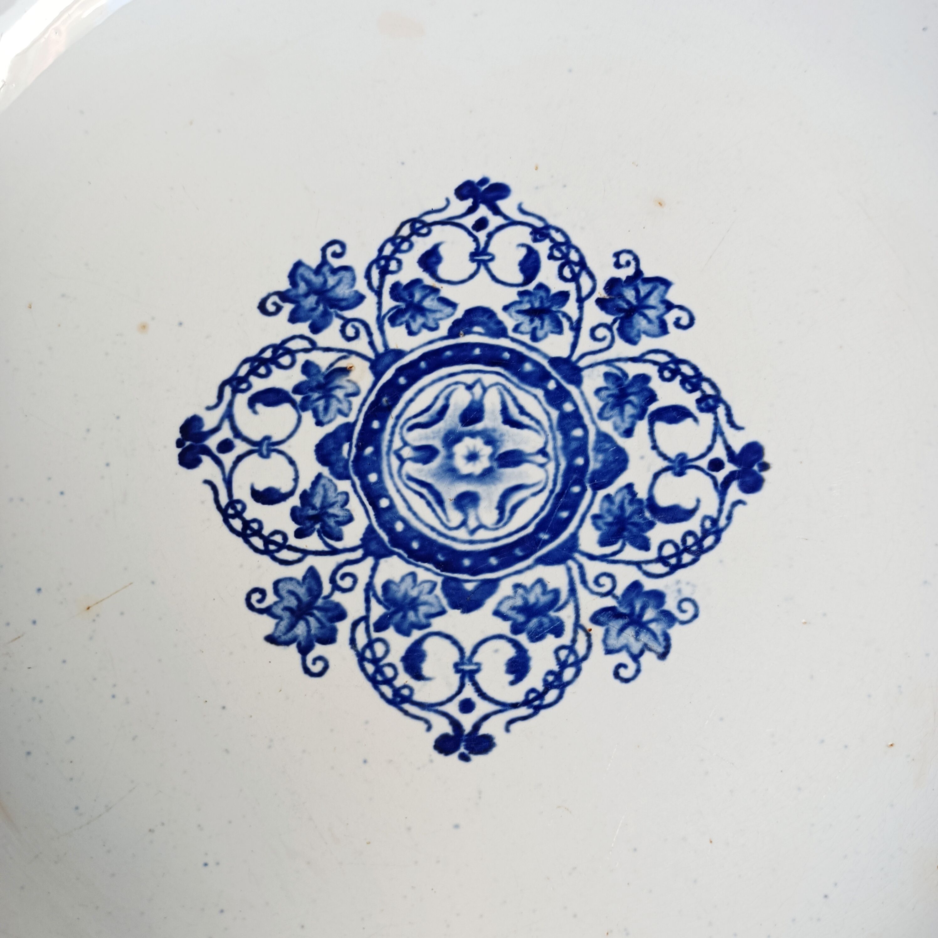 Large round and hollow dish Longwy Louis XV