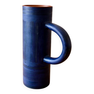 Vase en céramique bleue