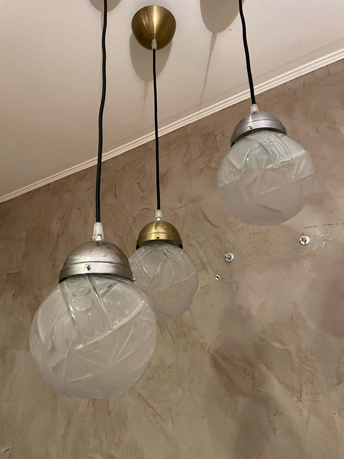 Art deco pendant lamps