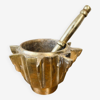 Large bronze mortar with pestle