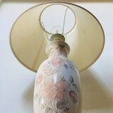 Asian lamps in earthenware from the 1970s/80s with handmade floral decoration.