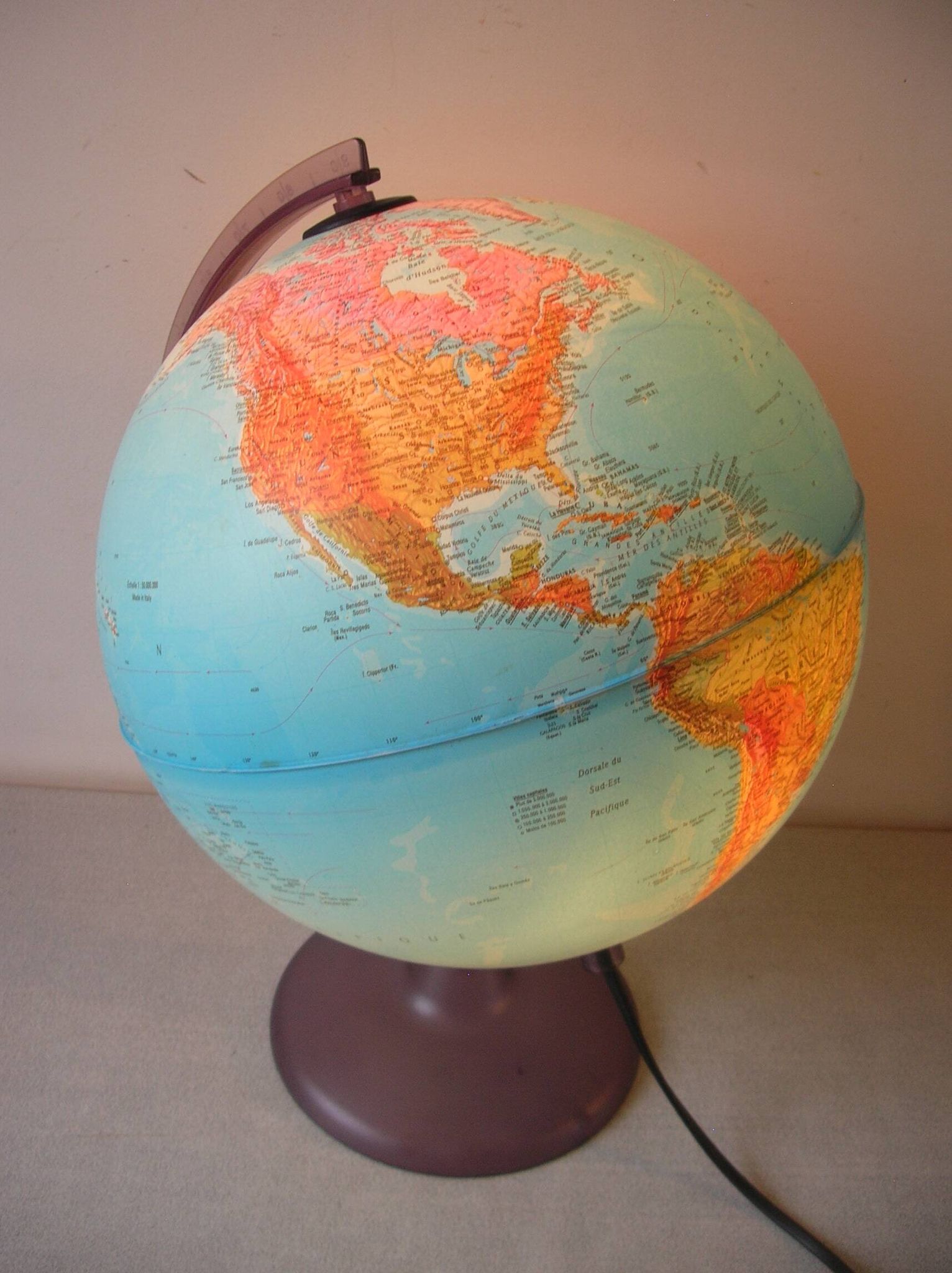Globe terrestre lumineux lampe map monde Tecnodidattica déco chambre ado