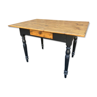 Farmhouse table