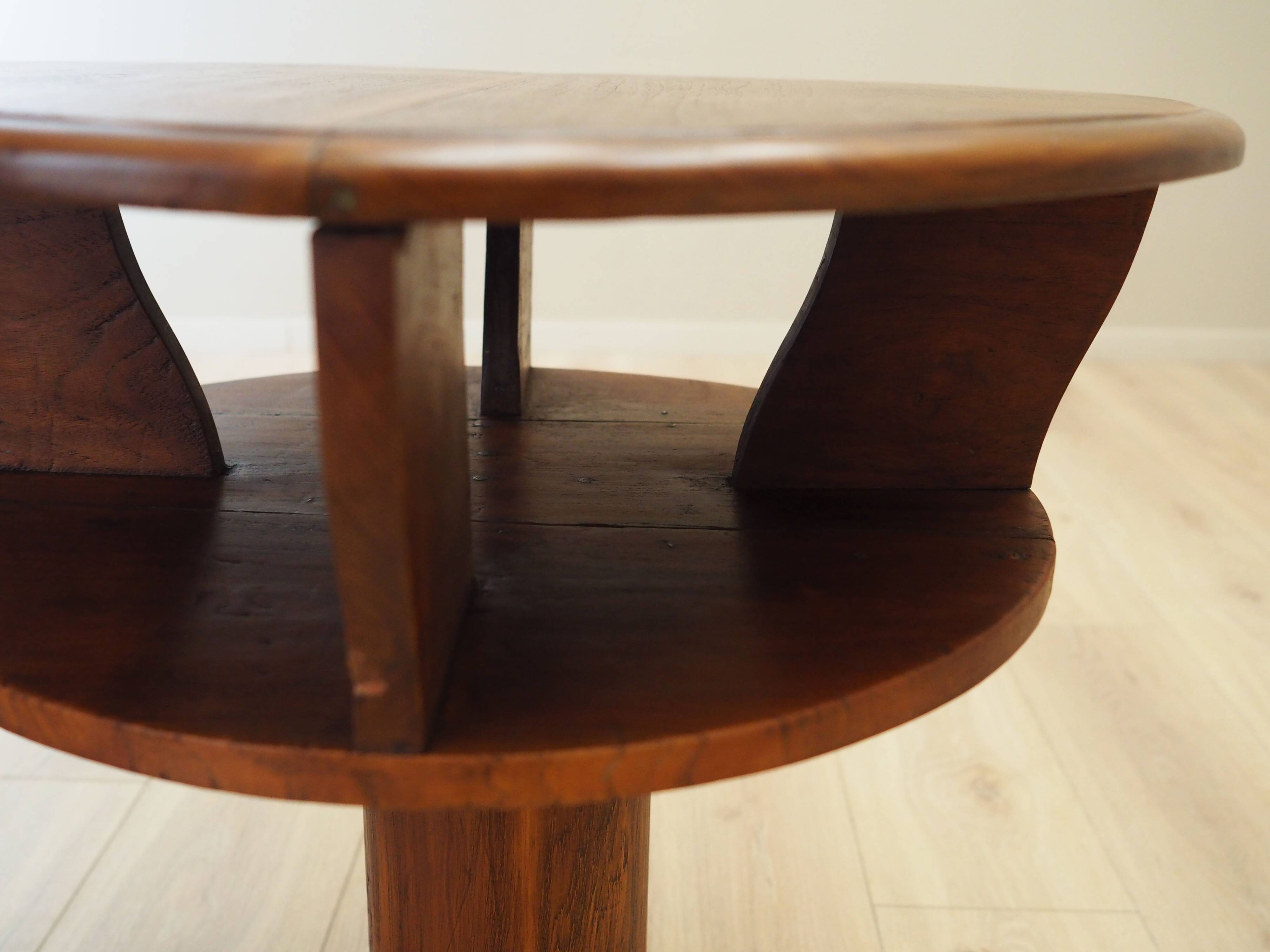 Oak coffee table, Italian design, 1960s, production: Italy