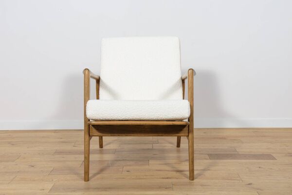 Fauteuil en bois et tissu écru, modèle 300-139 de Swarzędzka Factory, Pologne 1960