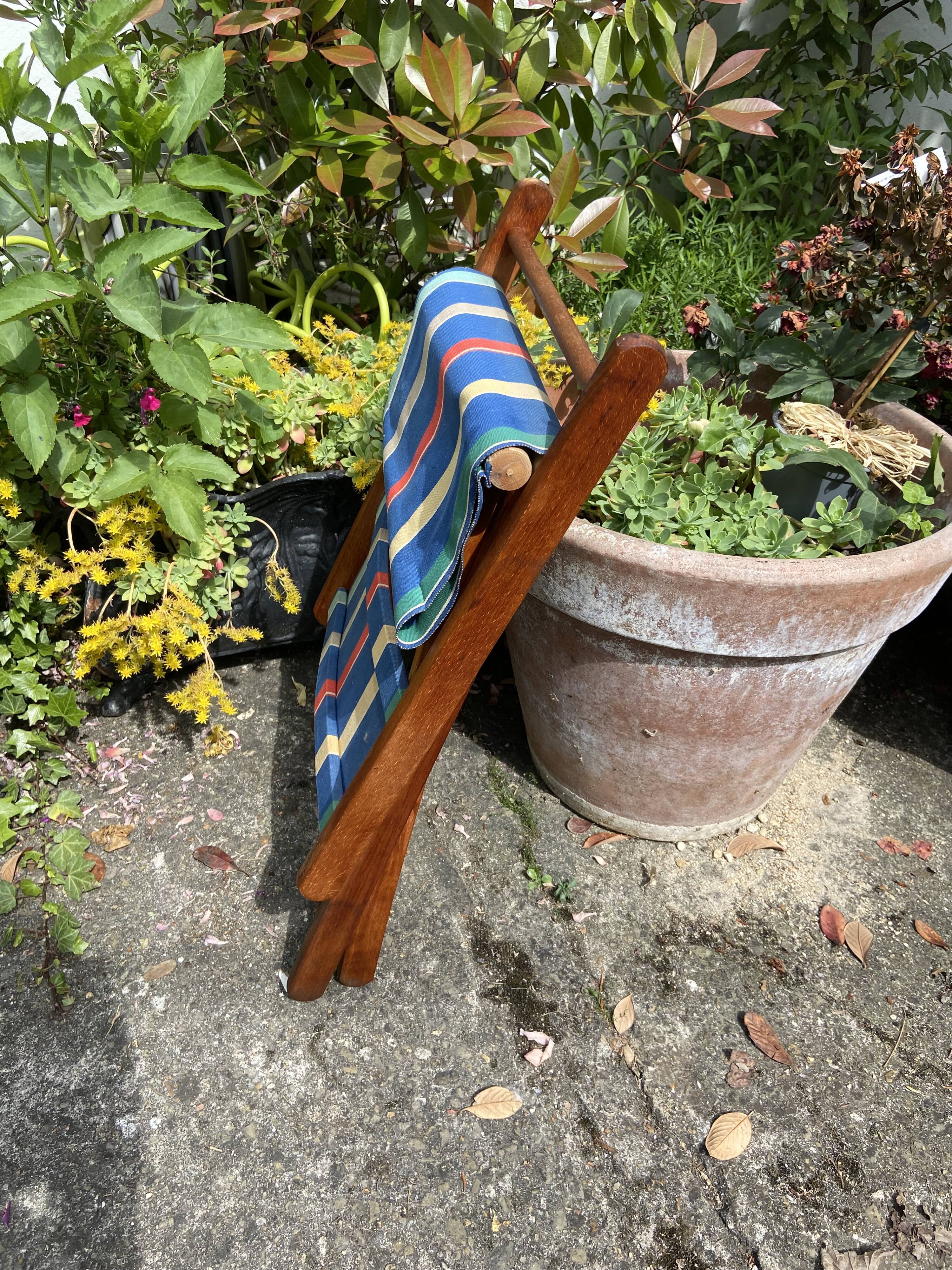 PRODUCT BHV - Folding chair wood and canvas 1960 vintage