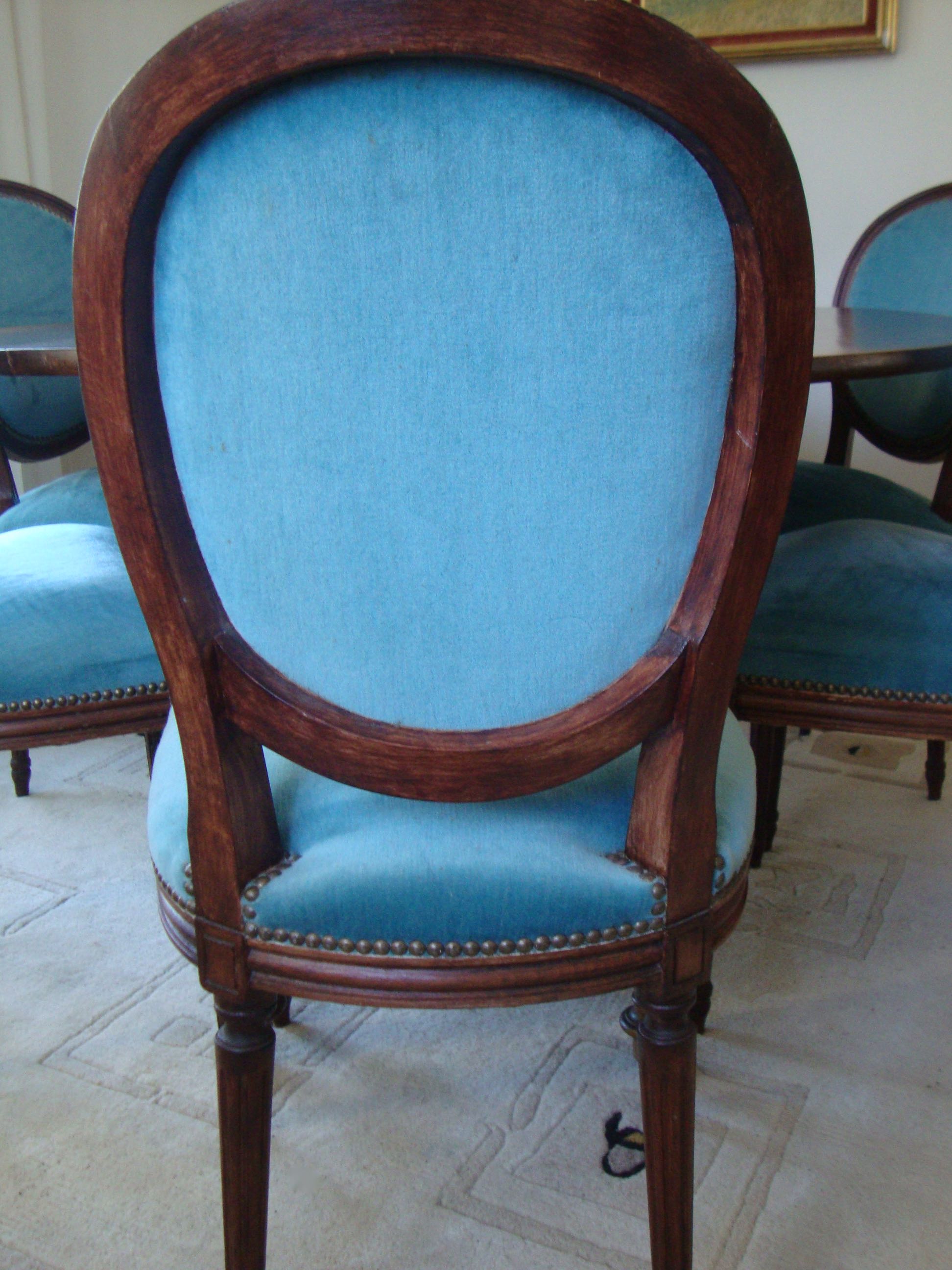 6 walnut and velvet medallion chairs, Louis XVI style
