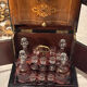 Cave à liqueur Napoléon III en marqueterie, cristal taillé