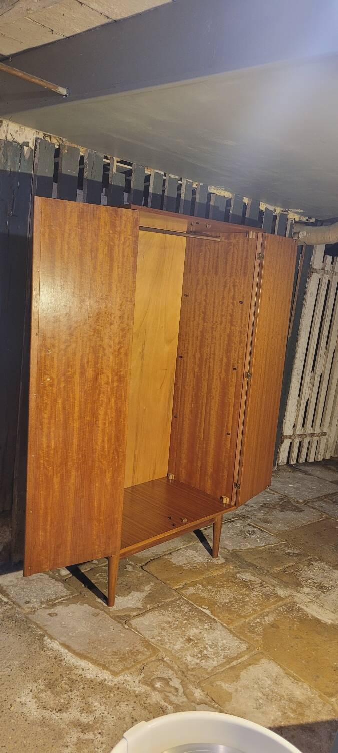 Armoire 60's placage teck