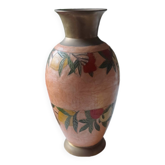 Vase in enamelled cloisonné brass or copper