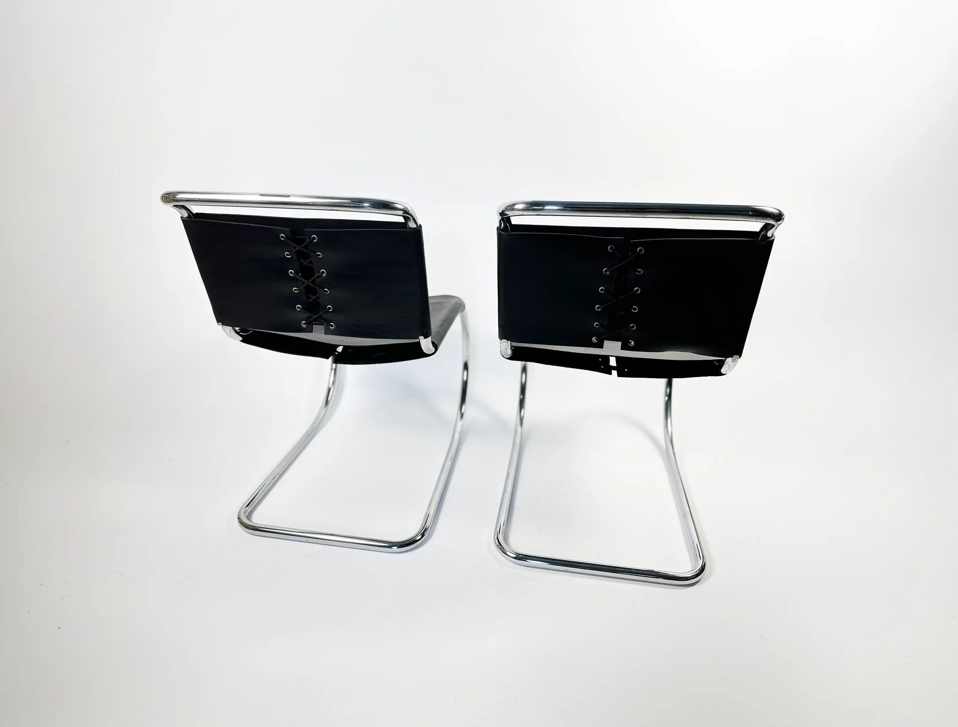 Pair of MR10 lounge chairs — Ludwig Mies van der Rohe, attributed to Knoll, circa 1970