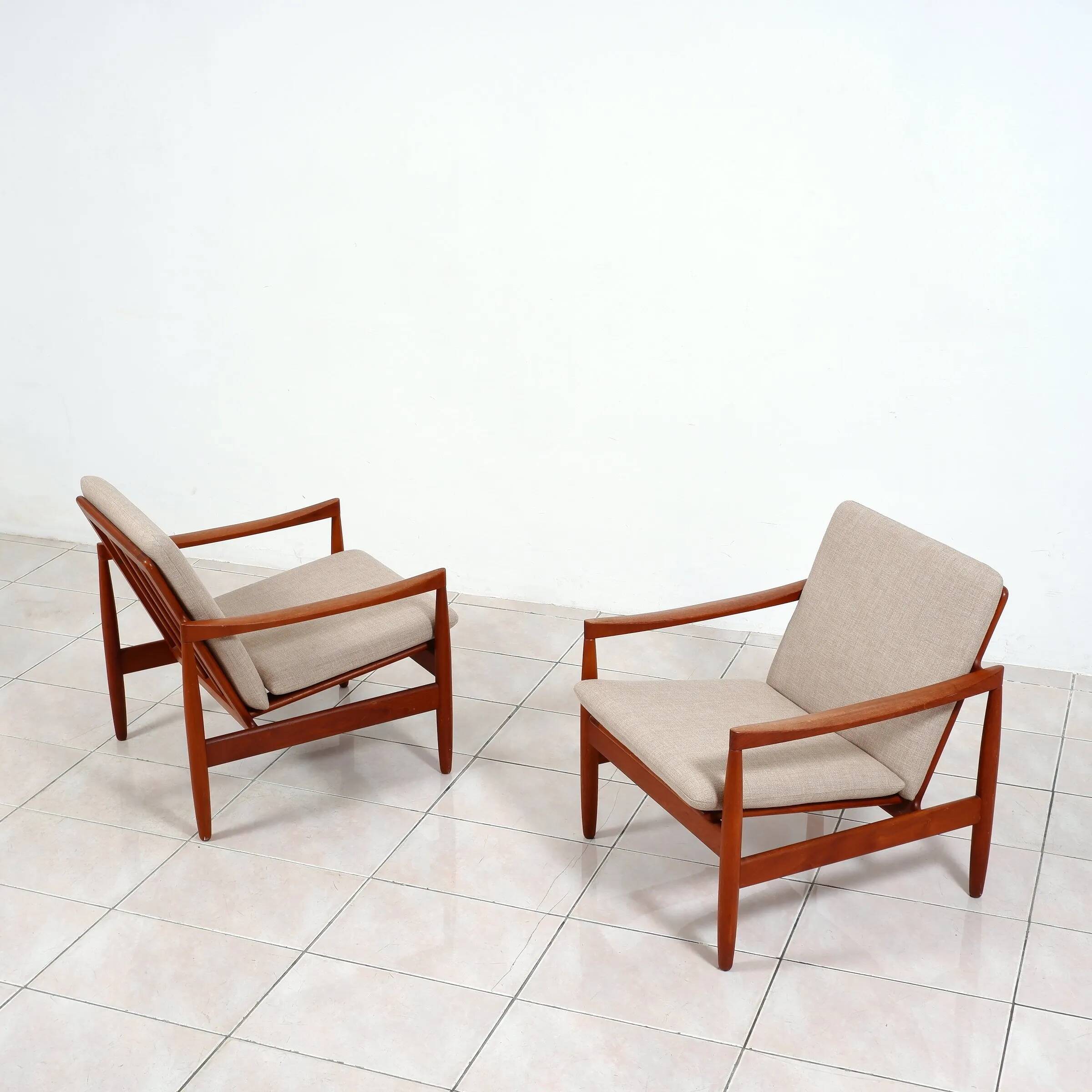 2 chaises longues en teck par Skive Mobelfabrik