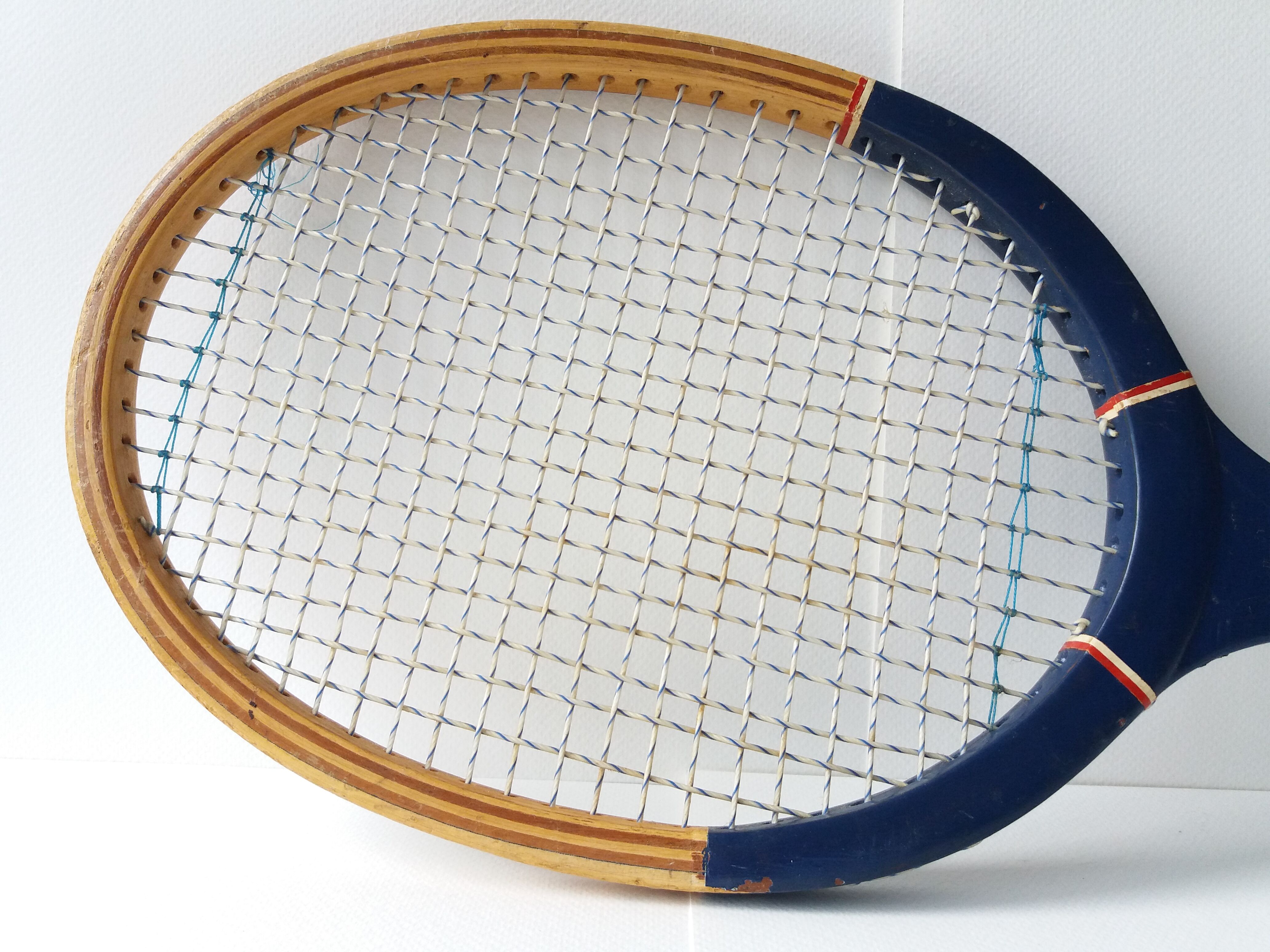 Vintage Montana tennis racket