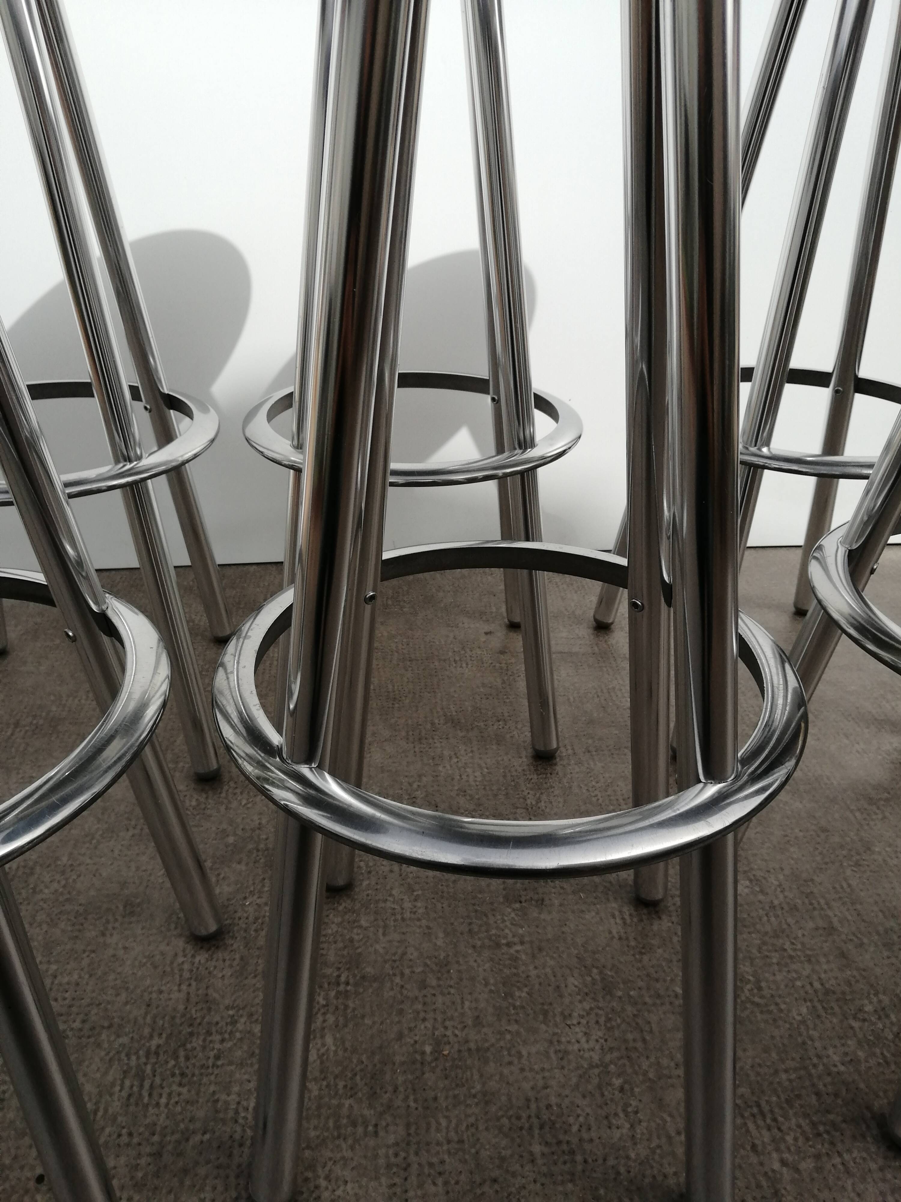 Set of 6 aluminum and wood bar stools in the Amat-3 style for Knoll, vintage 1990