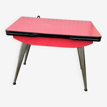 Table formica rouge