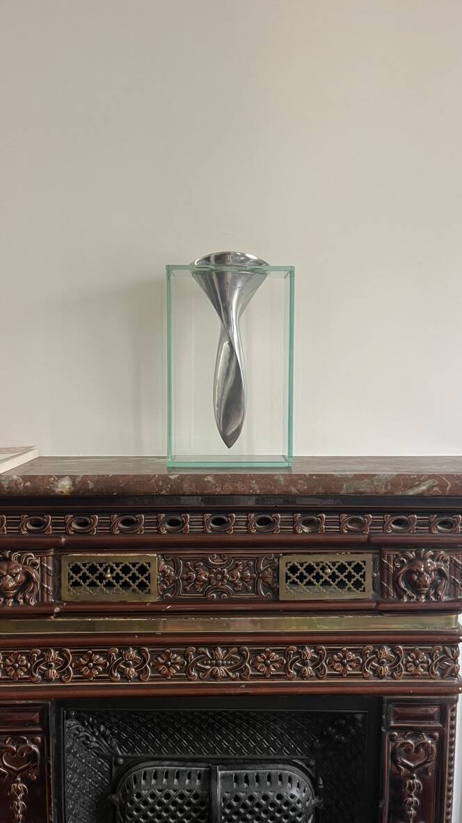 Designer aluminum soliflore vase