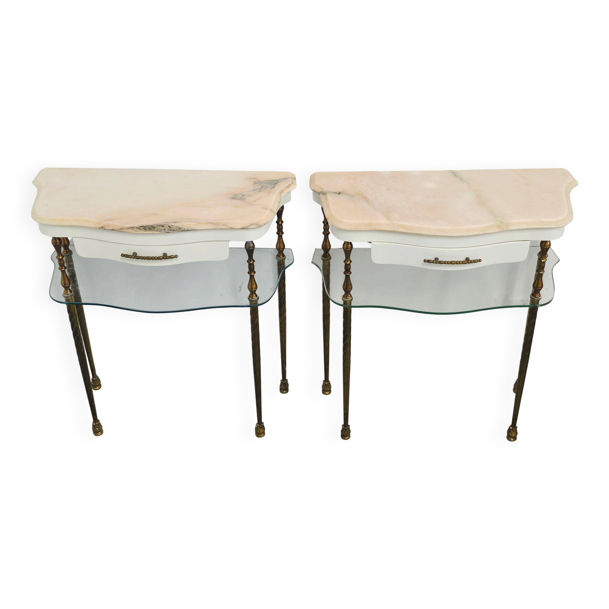 Paire de tables de chevet Hollywood Regency en bronze avec dessus en marbre