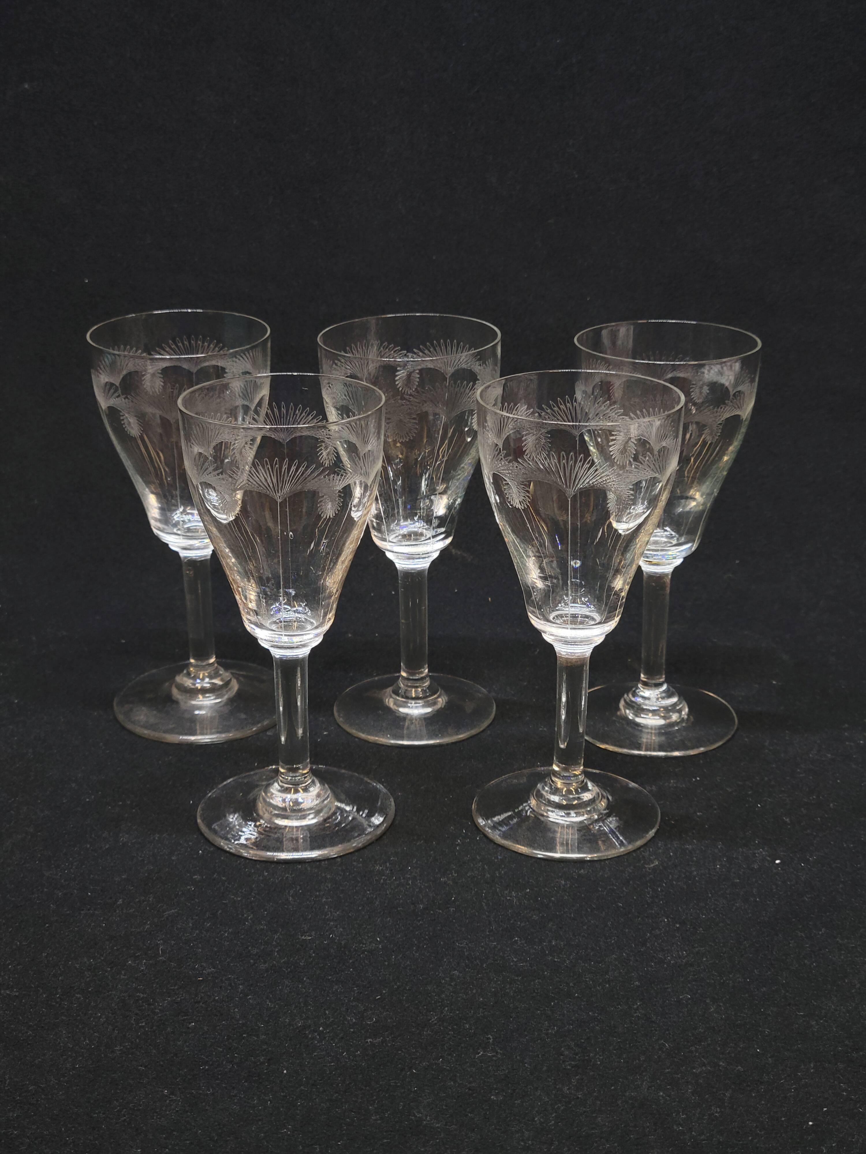 5 Old Port or Aperitif Glasses in Engraved Crystal with St Louis Palm Tree Decor?