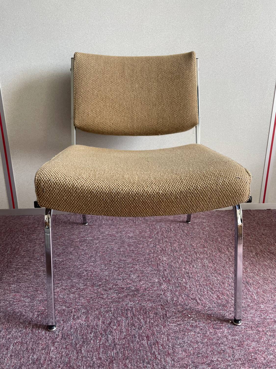 Paire de chauffeuses années 1970
