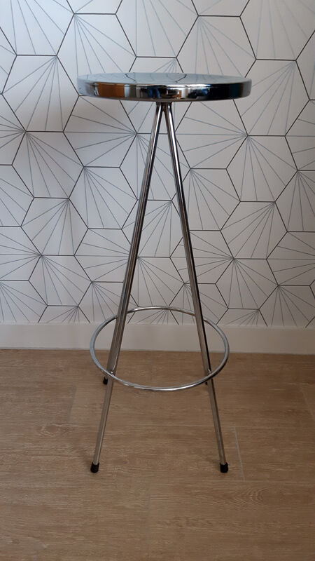 Series of 4 nuta chrome stools