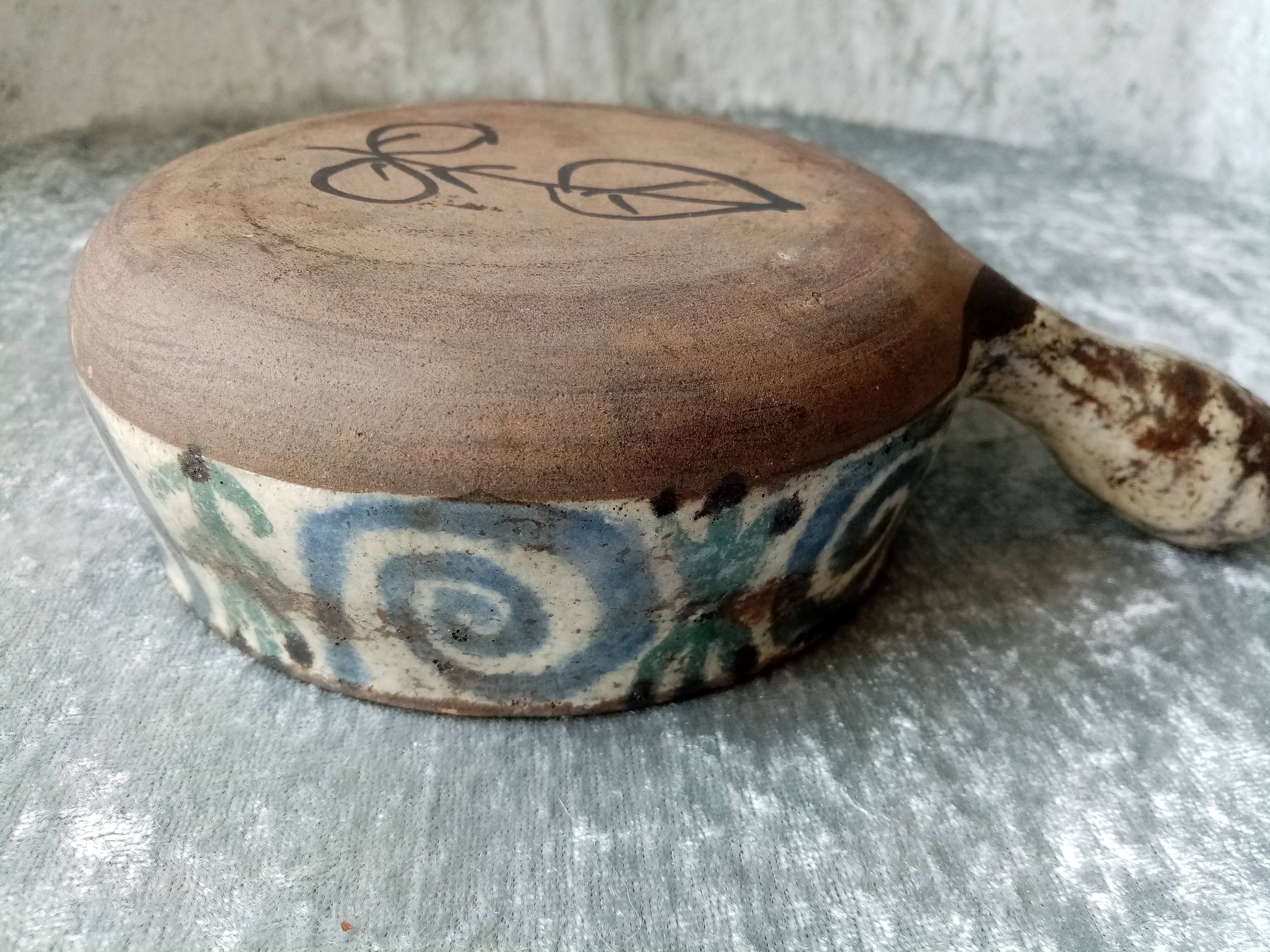 Old ceramic poelon years 50-60 gustave reynaud , le mulberier