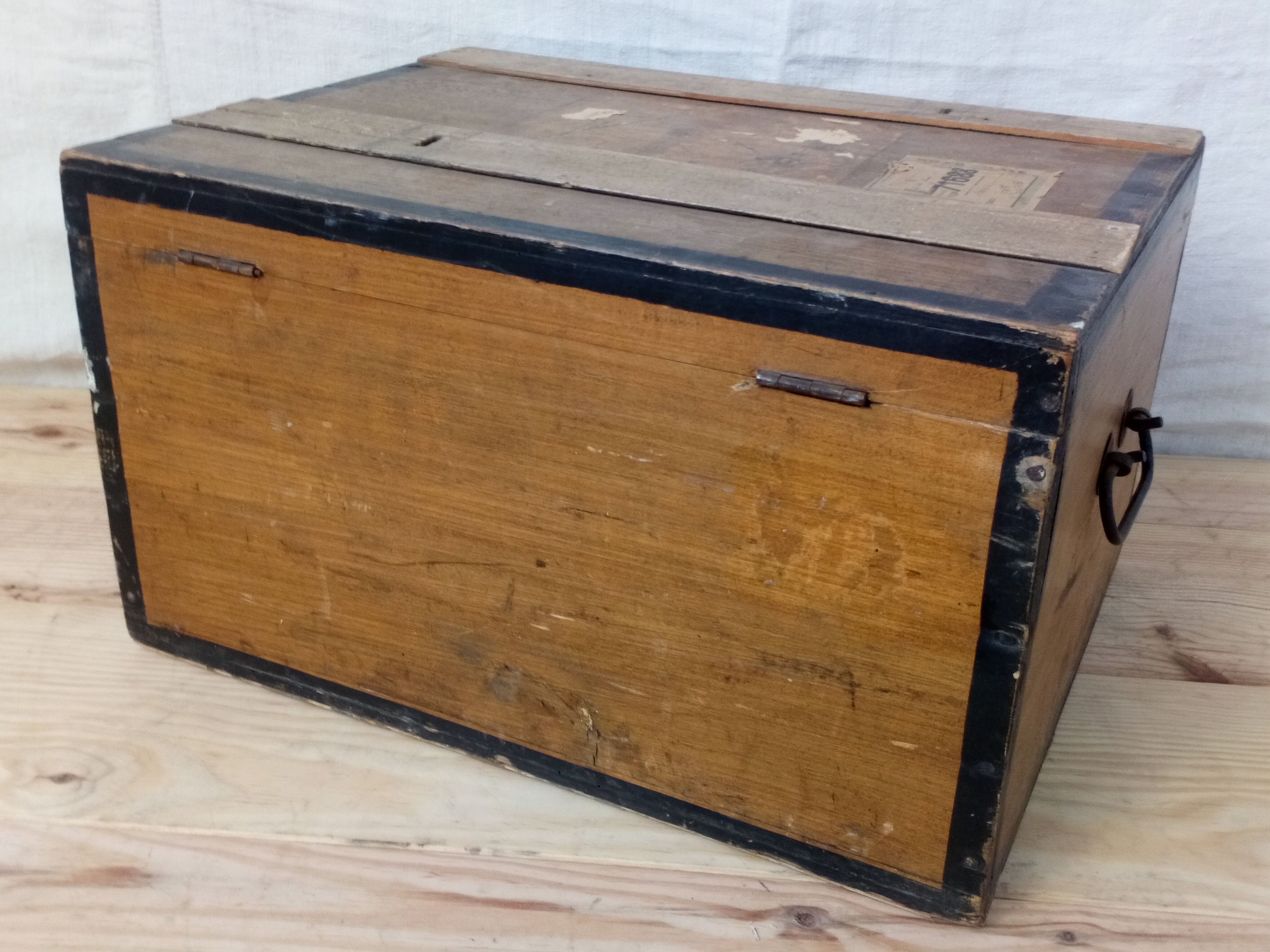 Old container of starch