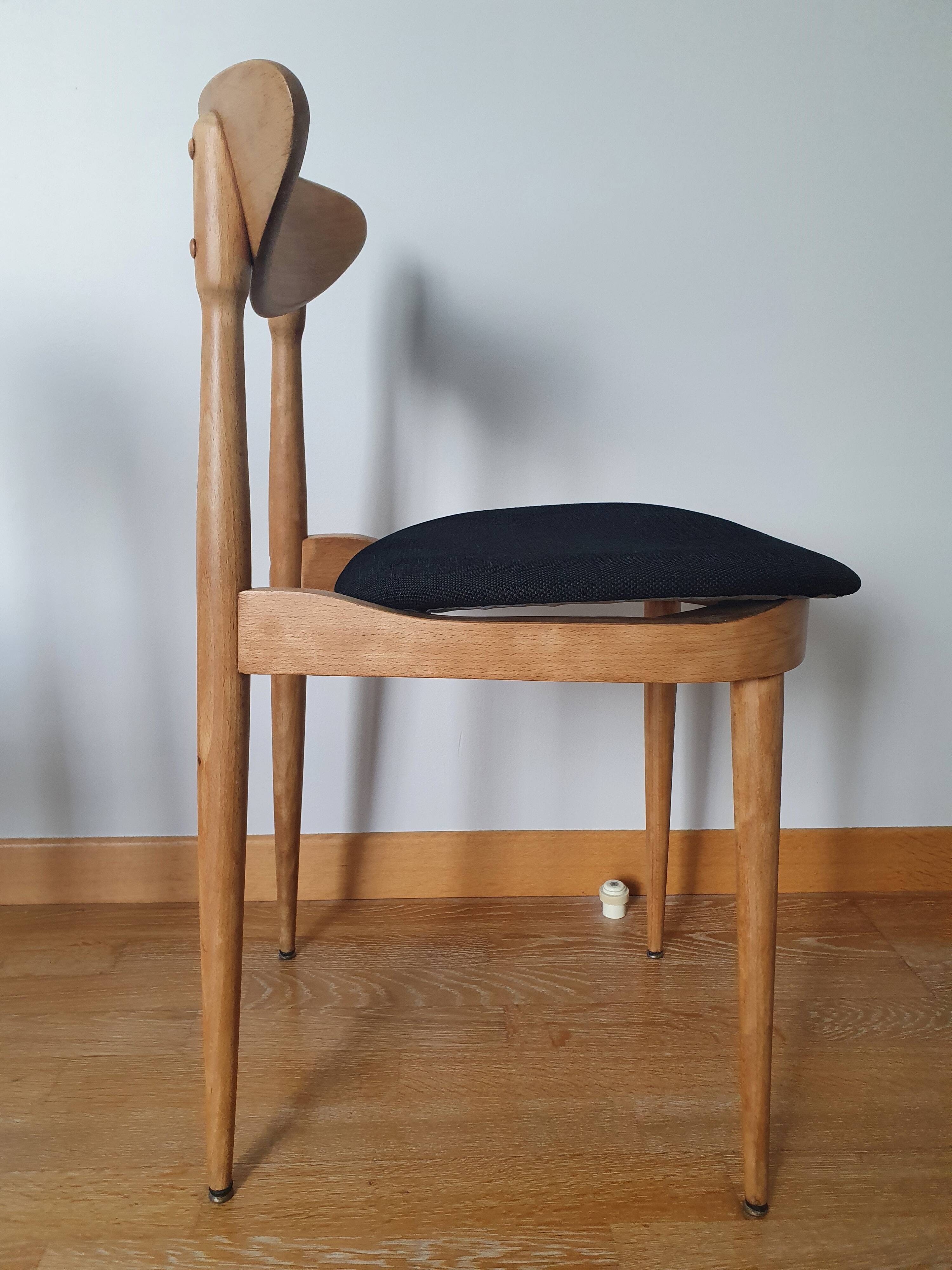 Set of 2 Scandinavian chairs. Design 1960