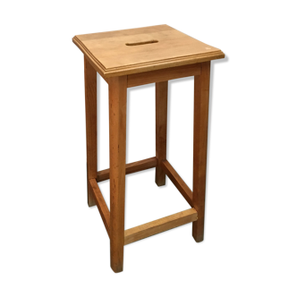 Tabouret mi-haut géométrique bois verni