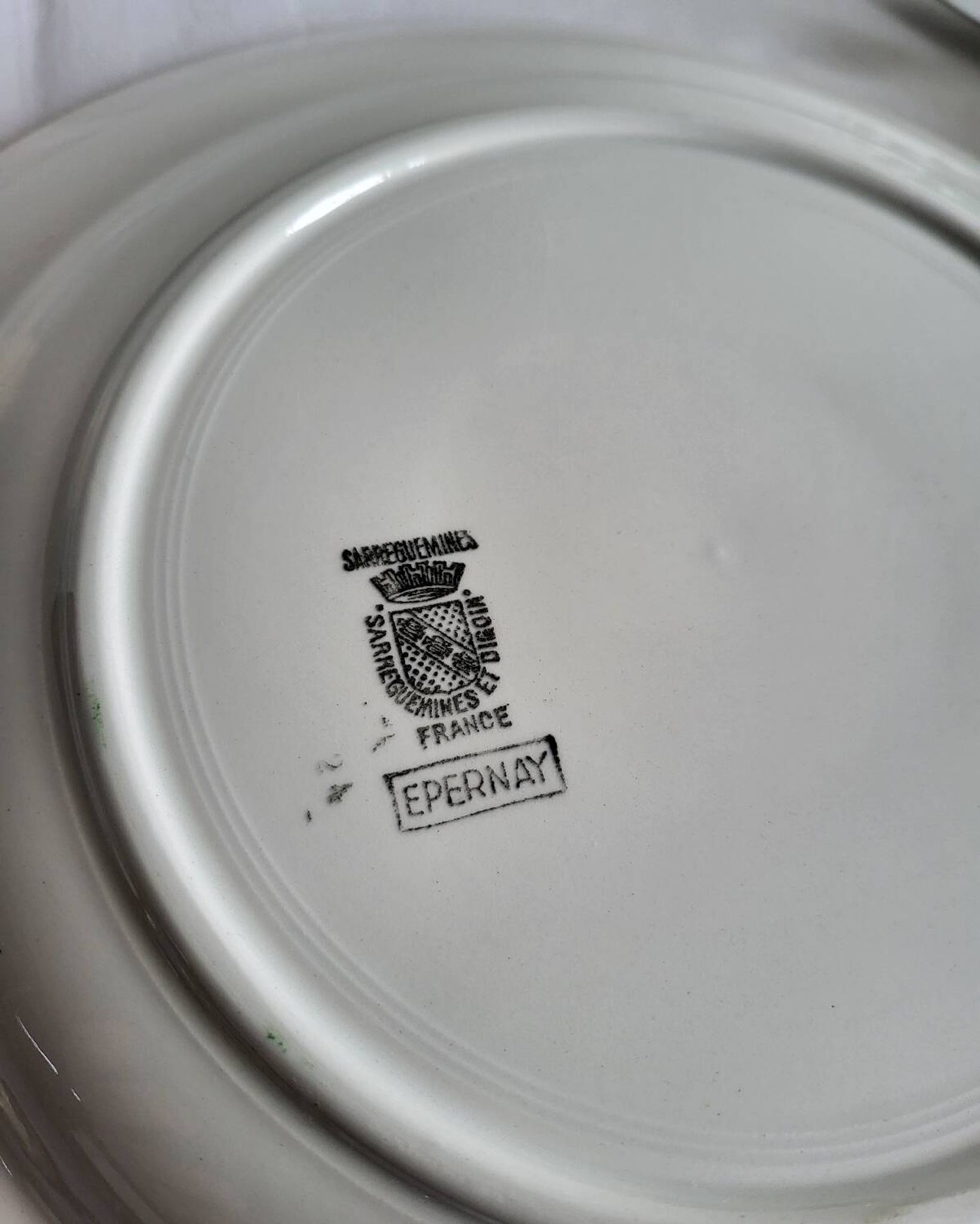 Grand plat rond de service sarreguemines modèle epernay