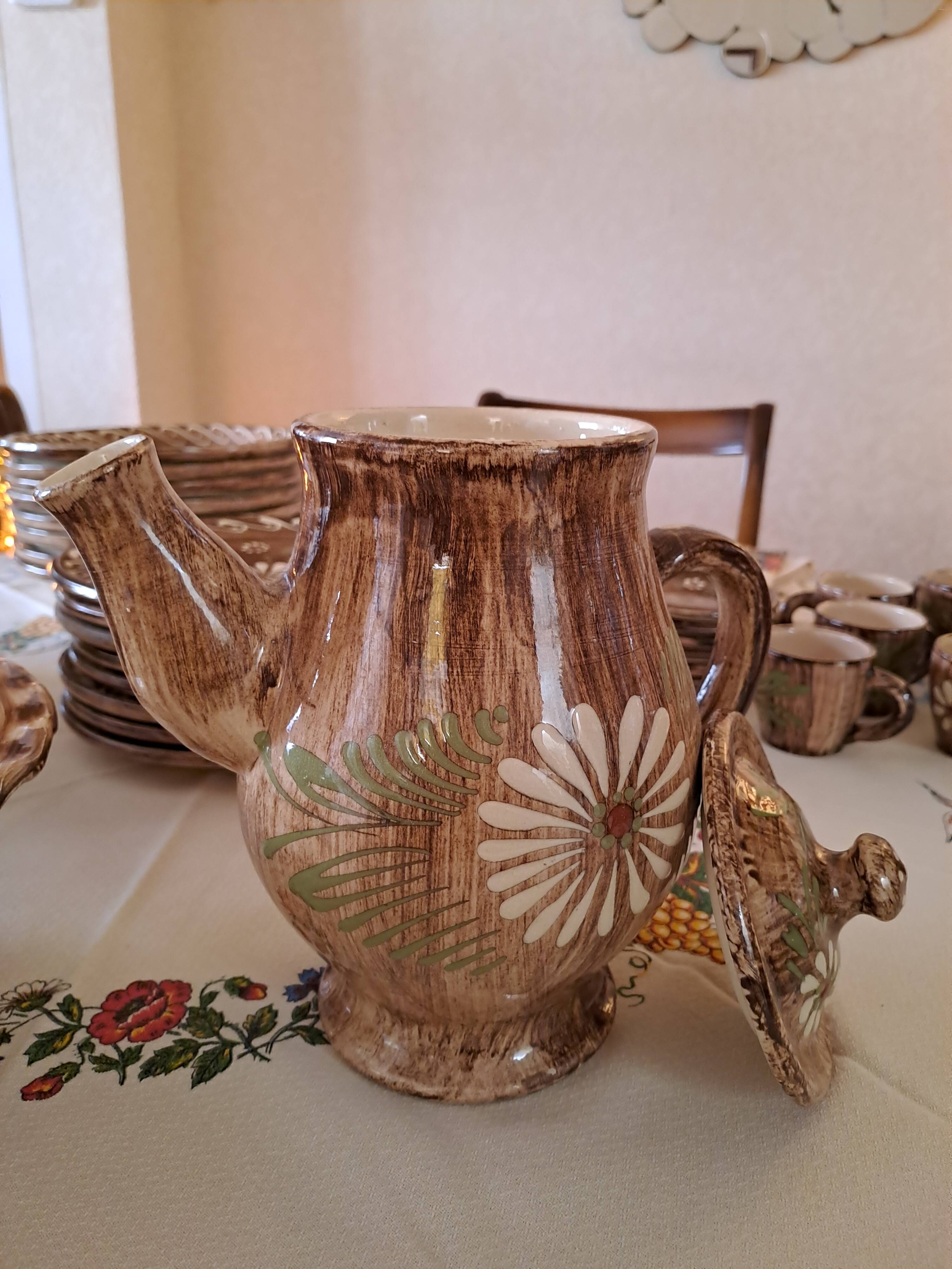 SERVICE DE TABLE "ALSACIEN" FAIT MAIN
