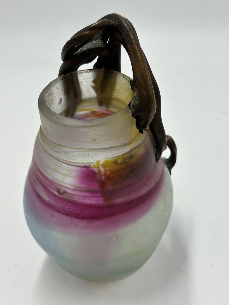 Miniature blown glass vase, Vasile Tubi Vadan, Romania