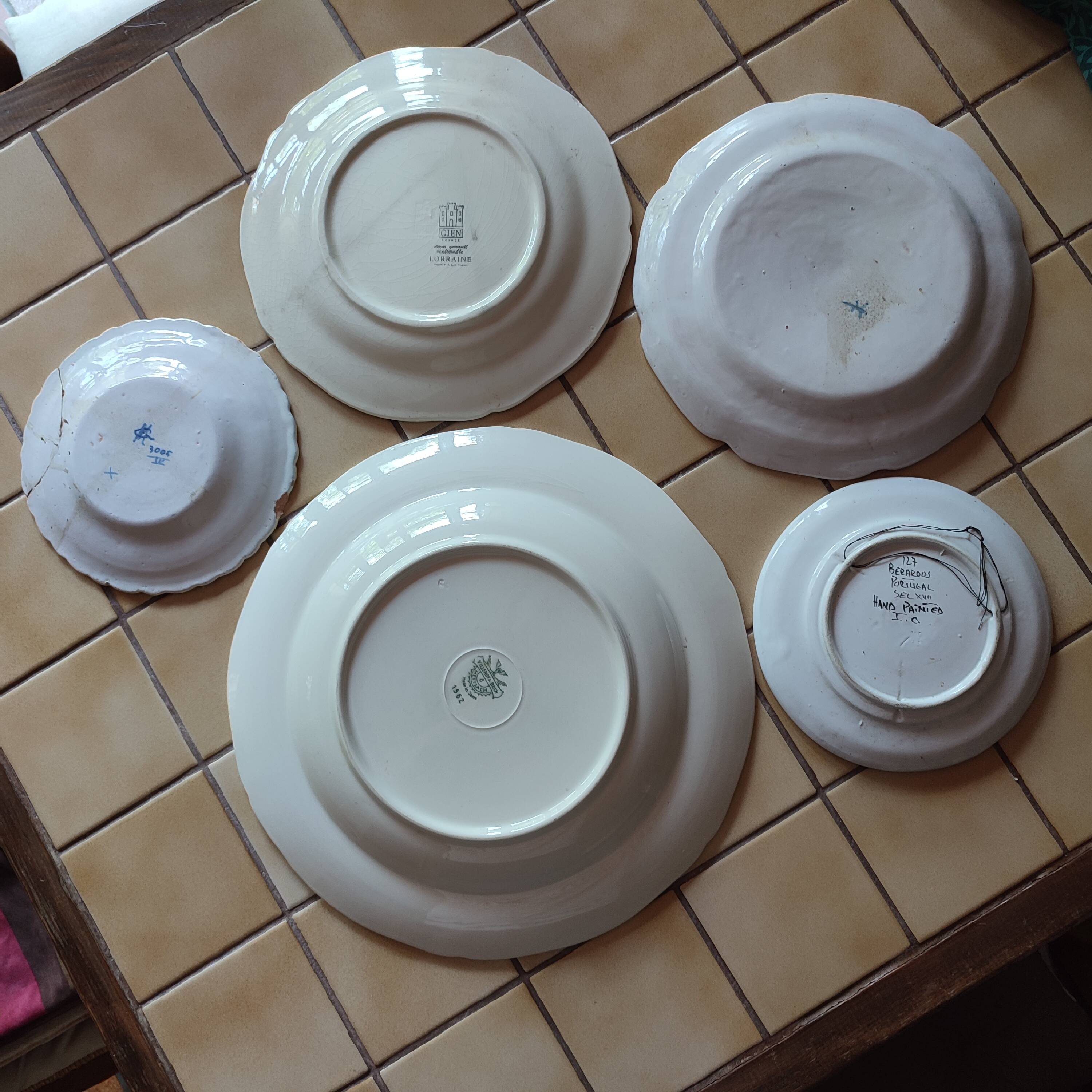5 decorative plates