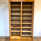 Double curtain filing cabinet