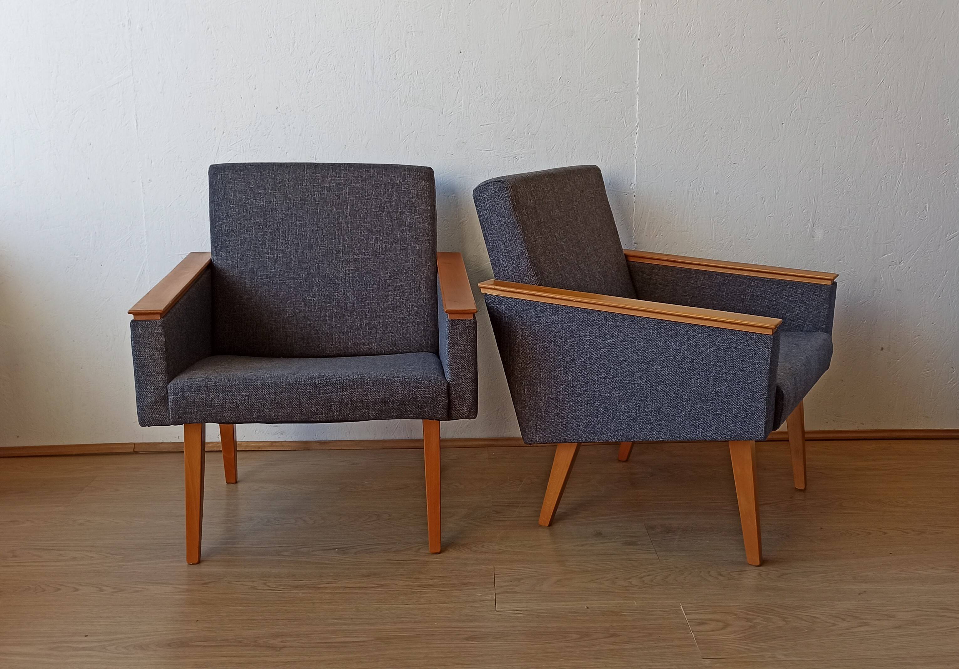 Fauteuils modernes du milieu du siècle 1970. Ensemble de 2.