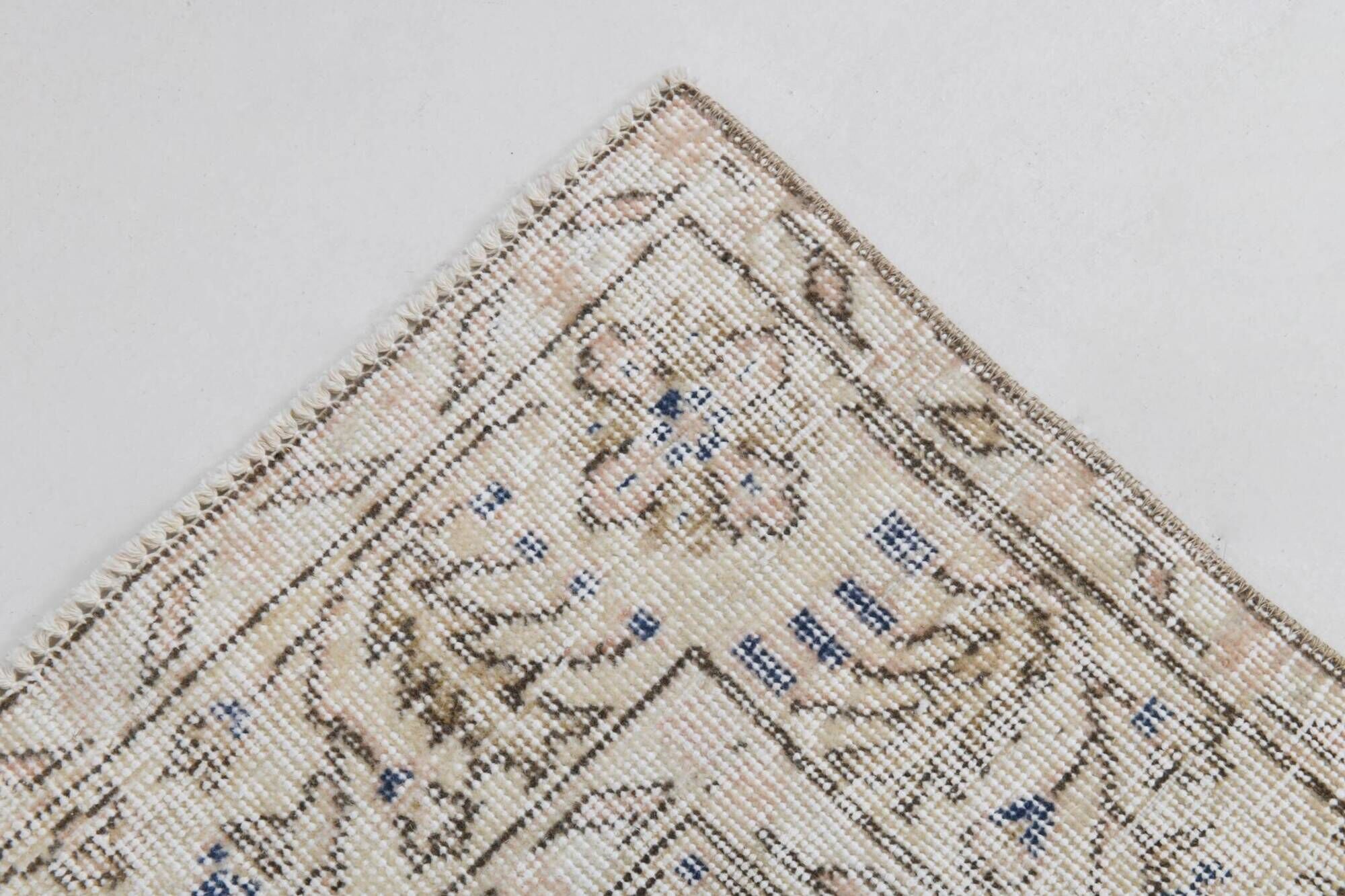 7x10 Blush Pink All-Over Floral Anatolian Vintage Rug, 215x304Cm