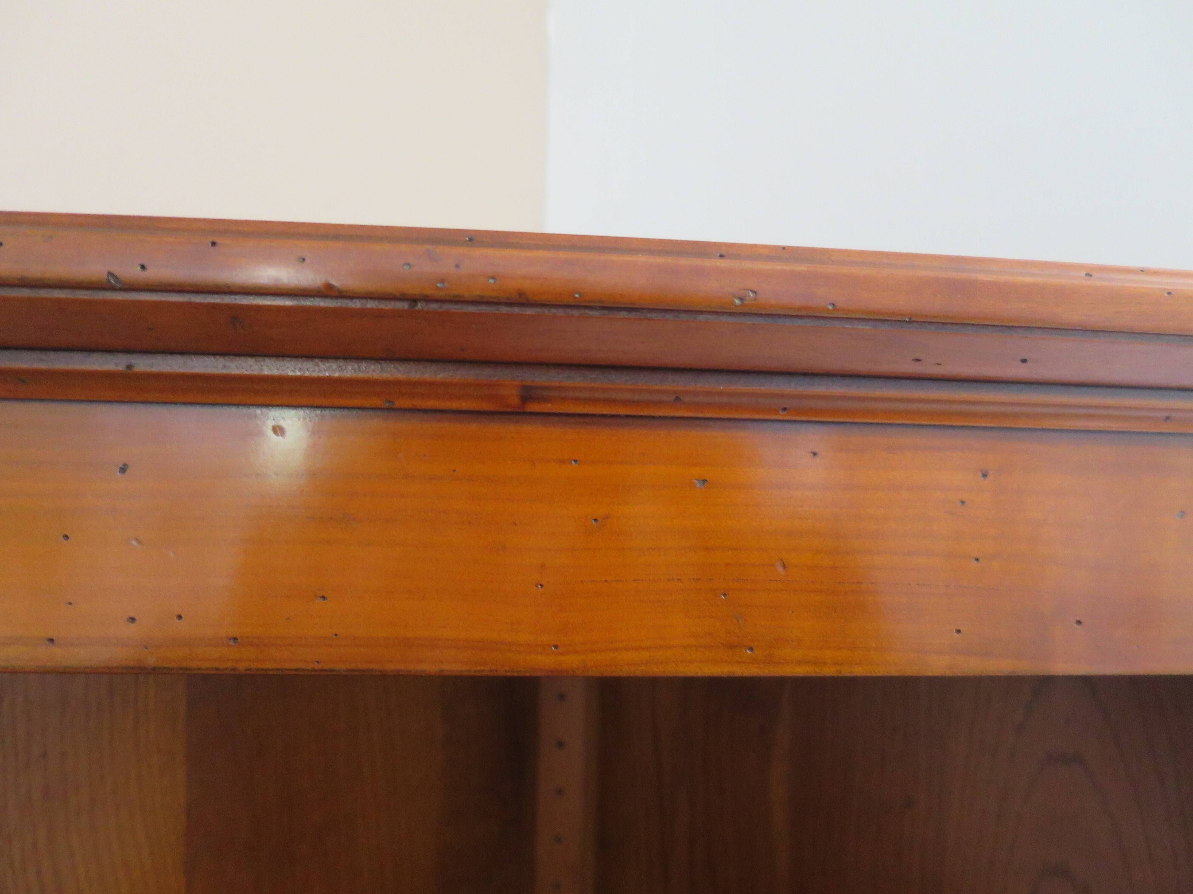 Corner bookshelf - Pentagon shape - Solid wood - 1980s - Richelieu