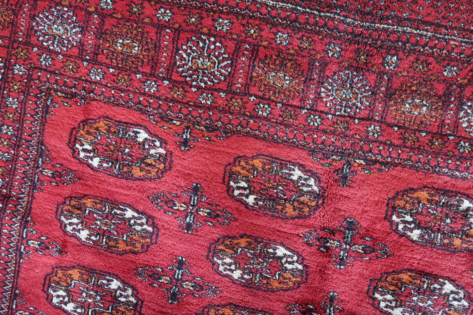 Handmade vintage Turkmen Ersari rug 129cm x 196cm 1960s