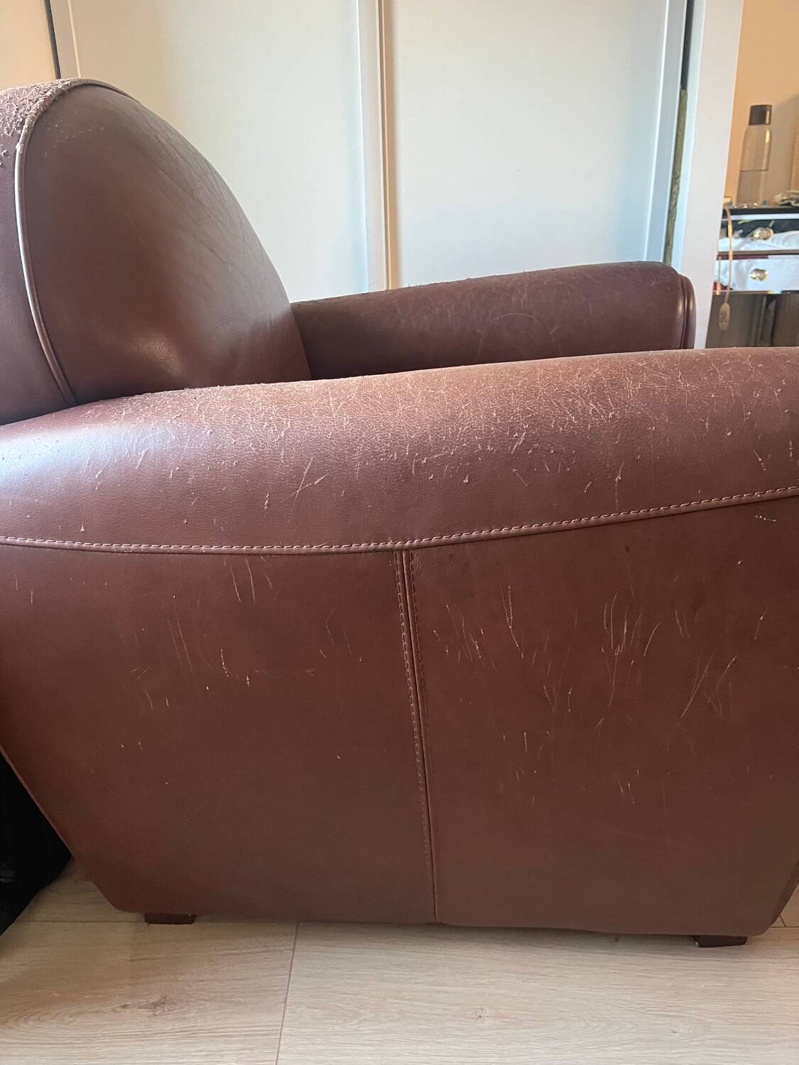Leather club chair