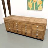 Double-sided display counter with 20 drawers