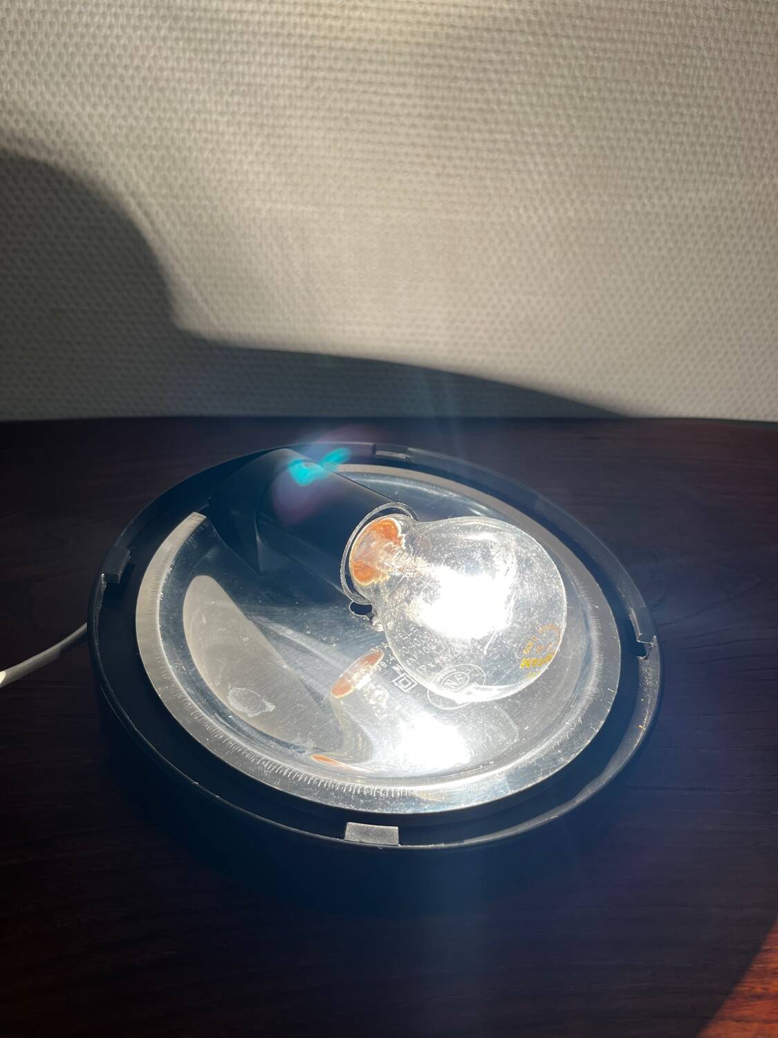 Chiseled glass pendant ceiling light