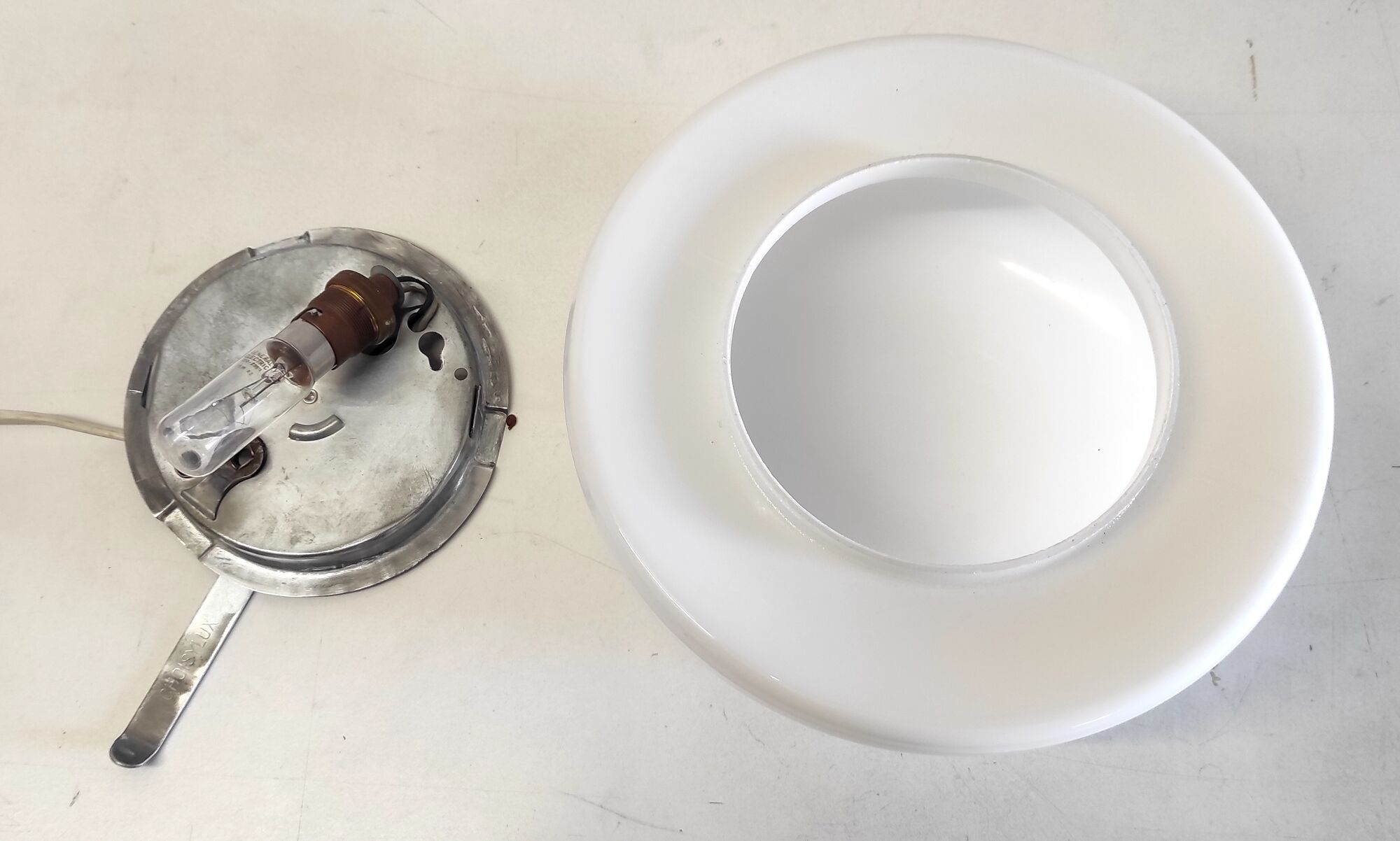 Wall lamp/ceiling lamp design round globe in opaline glass choisylux diam. 25 cm – 60s/70s