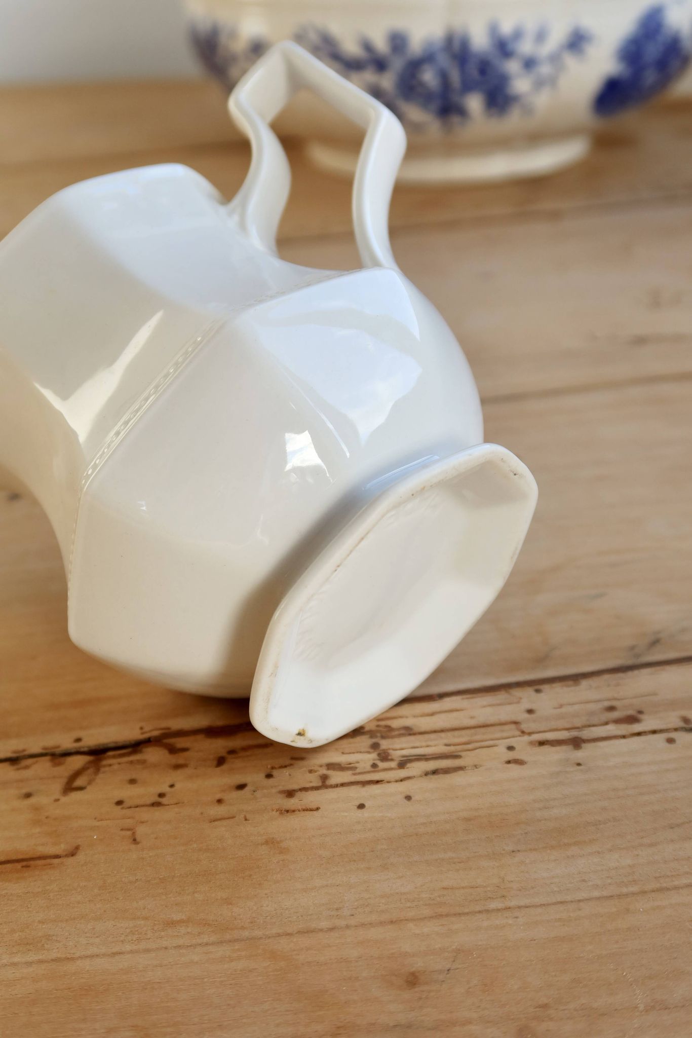 English porcelain milk jug by Johnson Brothers, model Pearl, with design.