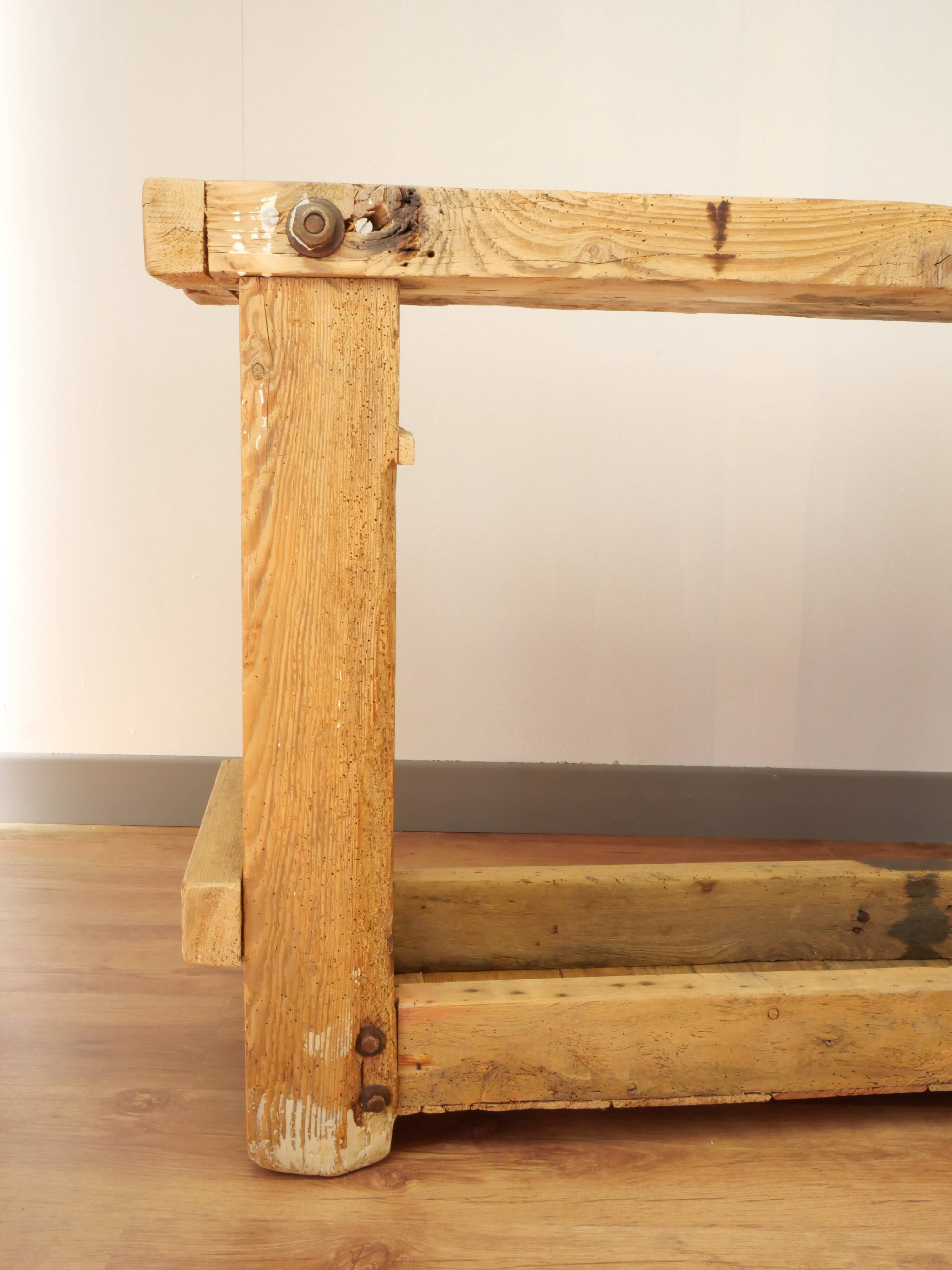 Wood carpenter's establishment