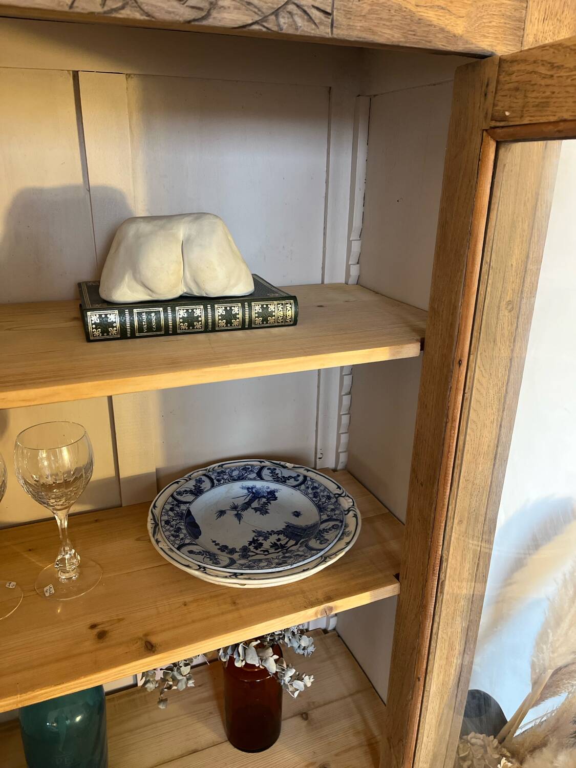Vintage art deco dresser