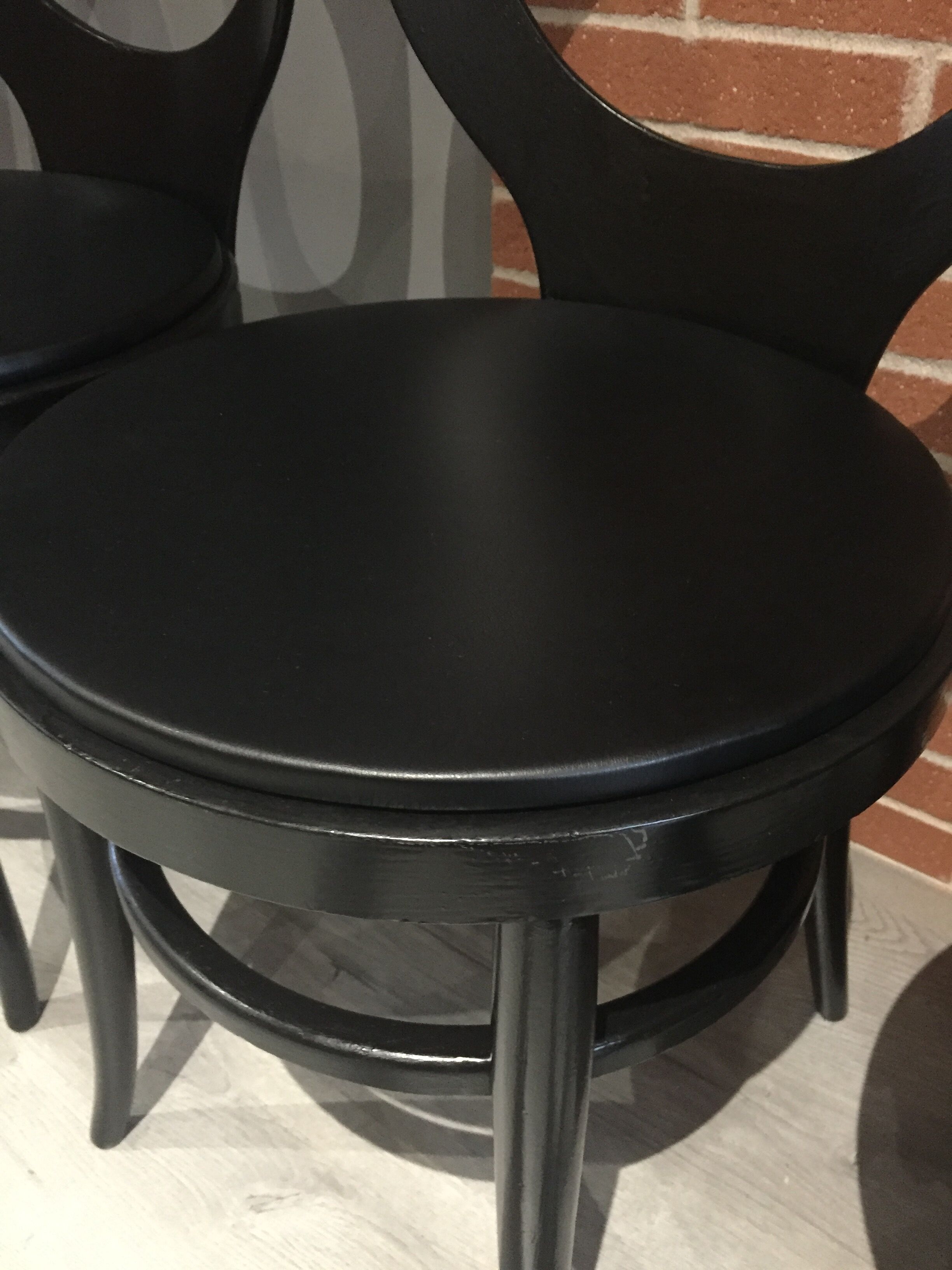 Suite of 4 Baumann chairs, model "seagull"