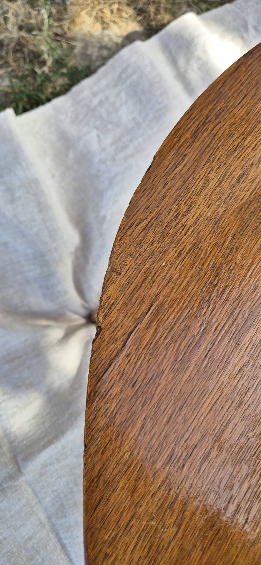 Vintage Scandinavian bean side table with wooden tapered legs.