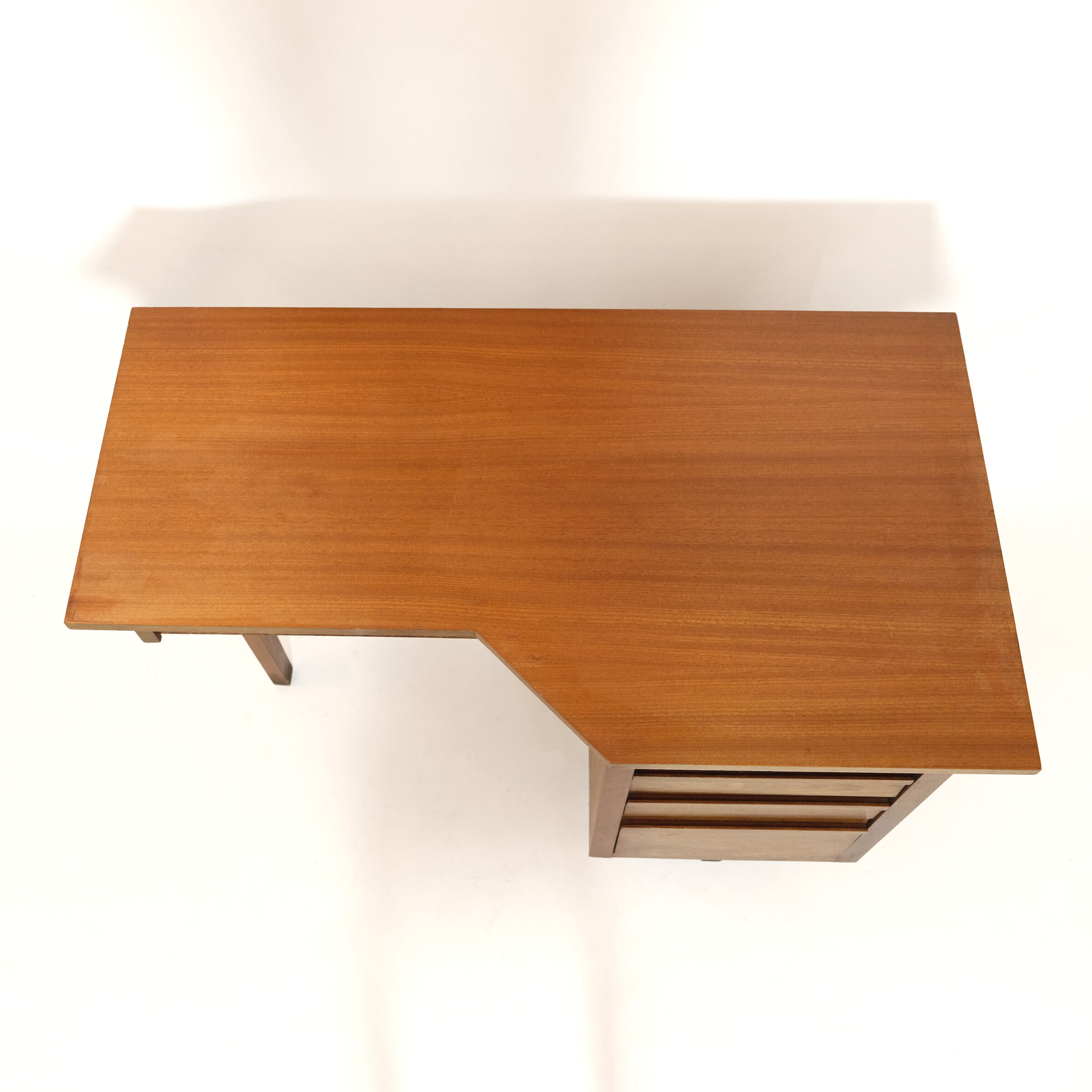 Office tripod of the 50