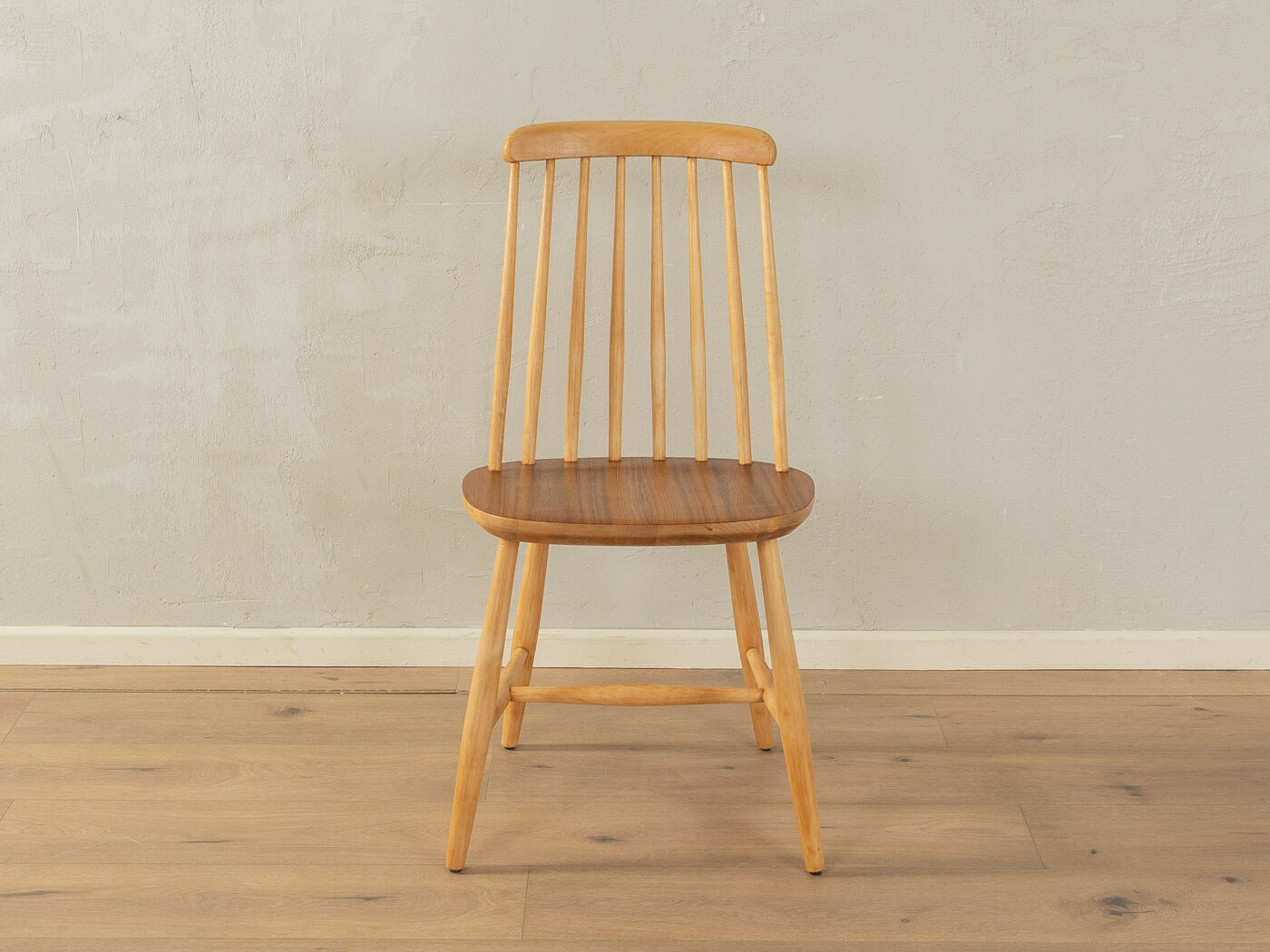 Chaises à broche dans le style d'Ilmari Tapiovaara, années 1960, ensemble de 5
