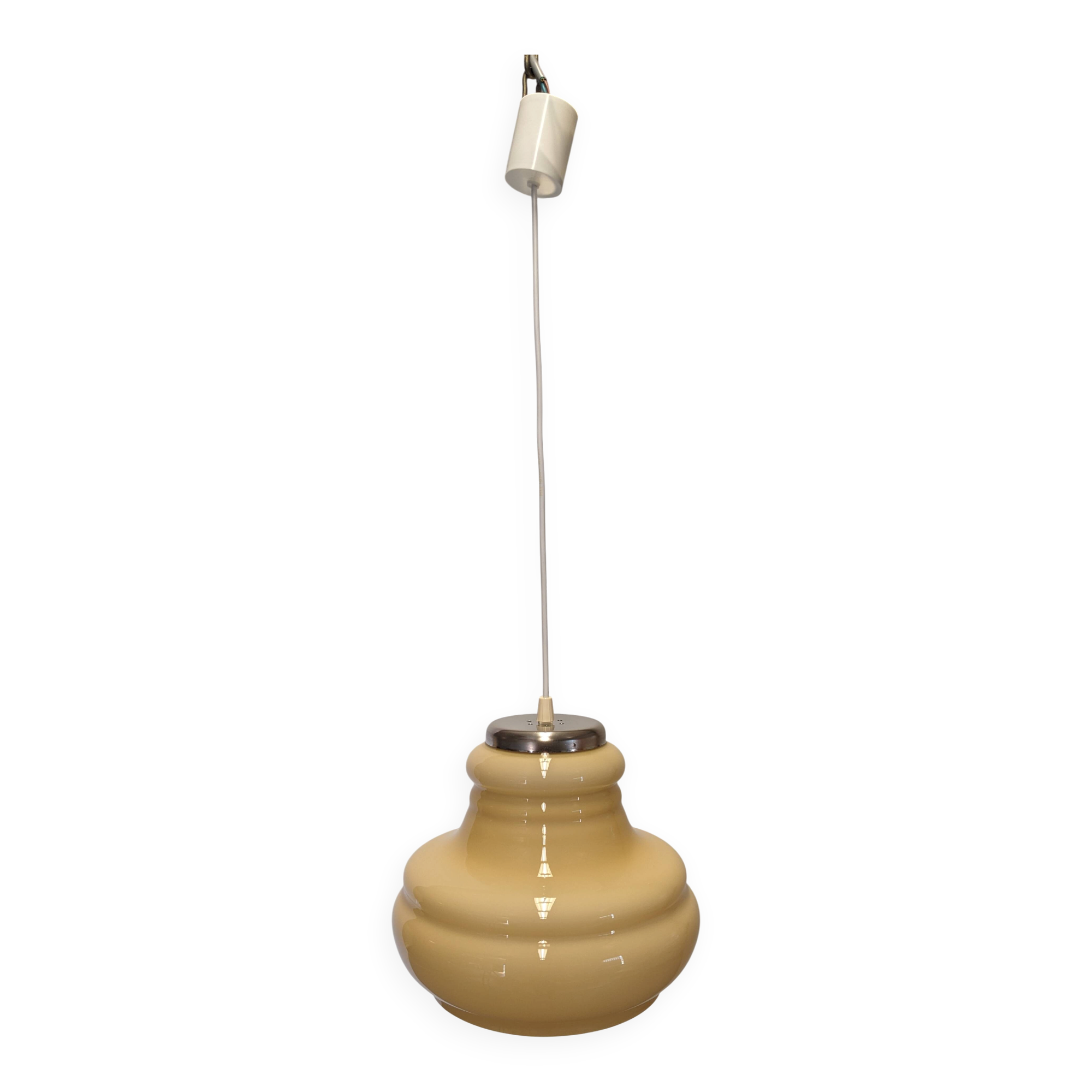 Suspension in caramel opaline, France around 1960.
